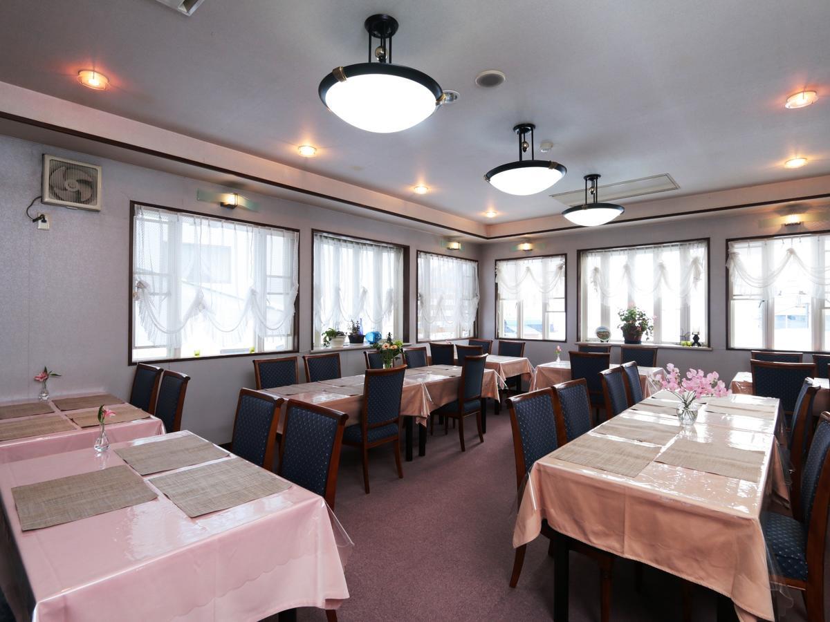 Auberge La Chaumiere Отари Экстерьер фото